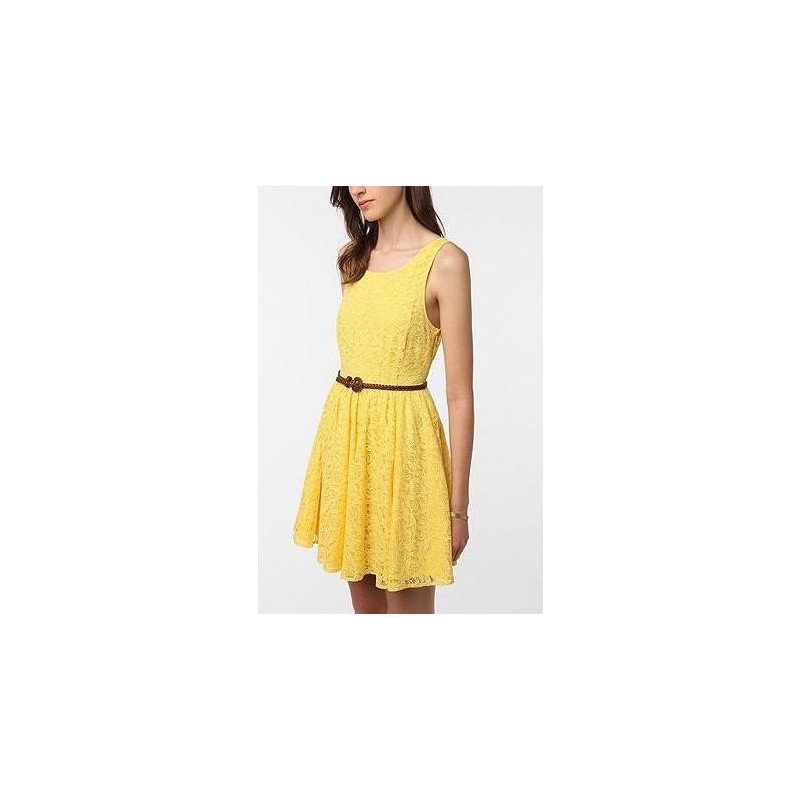 Vestido Amarelo em Renda Casual Leve Curto Saia Gode