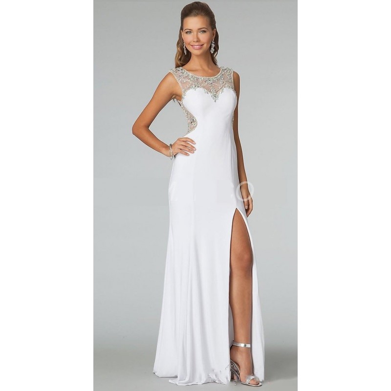 vestido branco longo fenda