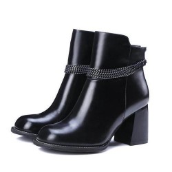 Bota Preta Ankle Boot Cano Baixo Salto Médio Importada