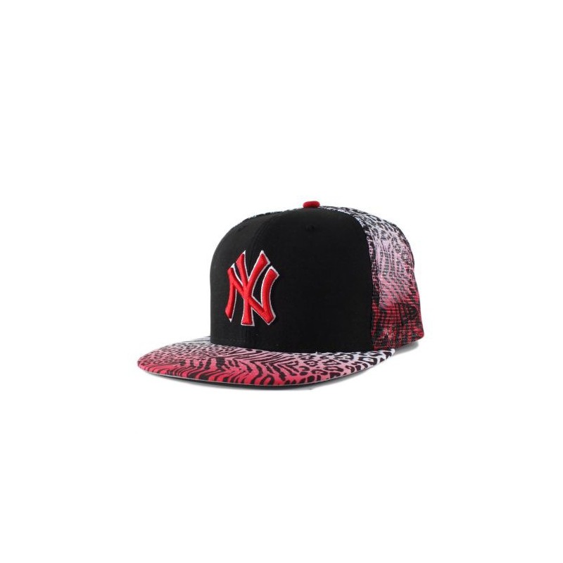 Boné New Era 9FIFTY Snapback New York Yankees Preto Estampado